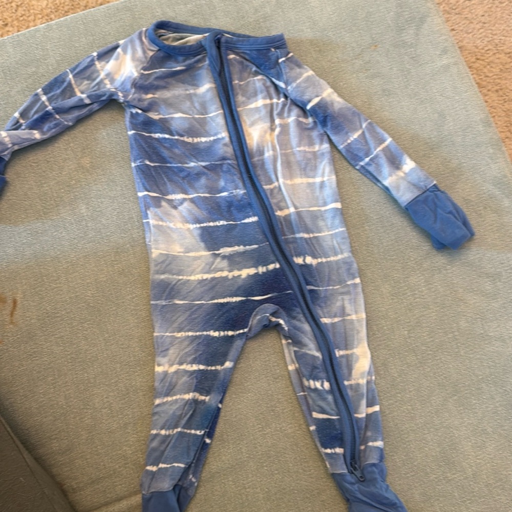 Little sleepies zippie 0-3 months